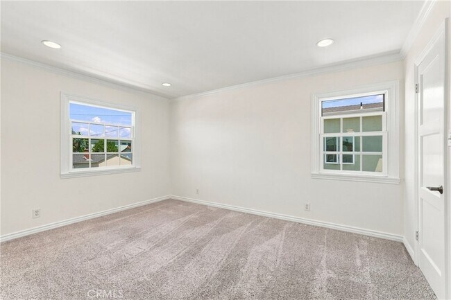 Building Photo - 1408 Harkness St