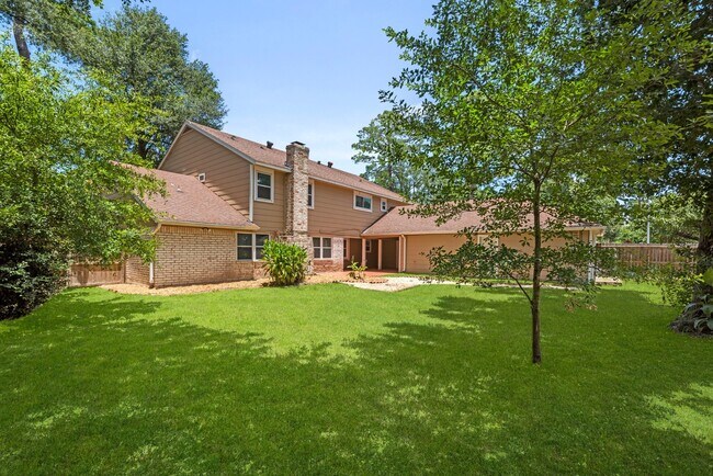 Building Photo - 1103 Manatee Ln