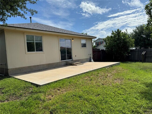 Building Photo - 12415 Jamie Dr