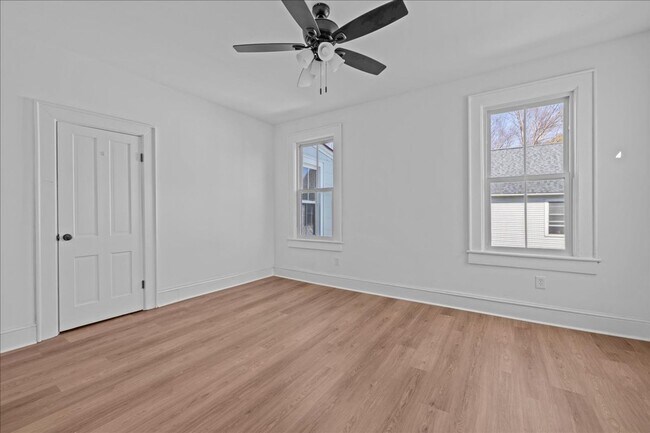 Building Photo - 258 Maryland Ave