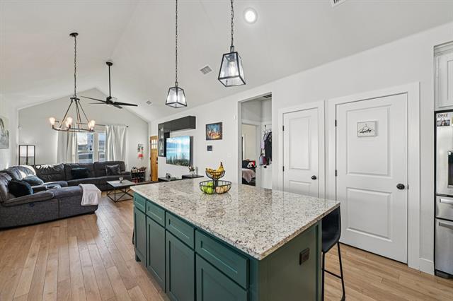 Building Photo - 1607 E Terrell Ave