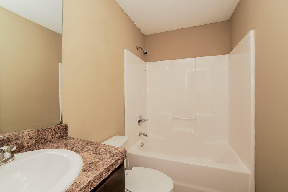 Building Photo - 498 Highland Falls Dr