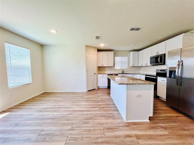 Building Photo - 4649 Greyberry Dr