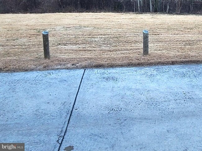 Building Photo - 934 Regina Dr