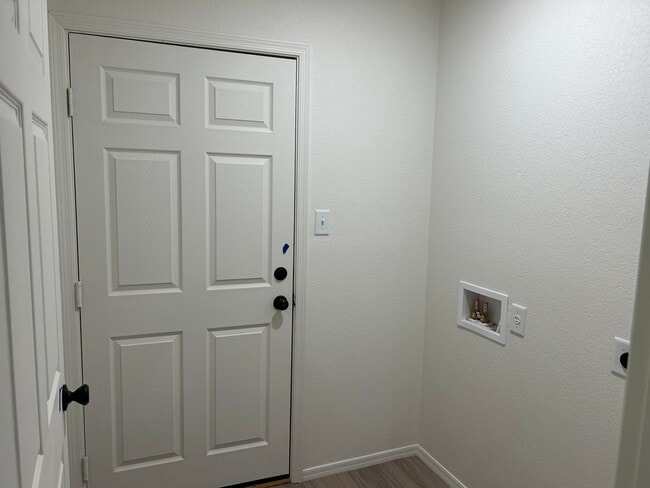 Building Photo - 4468 S Cholla Wy