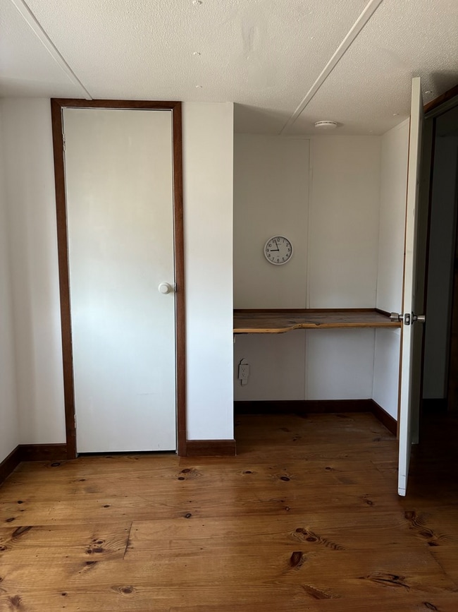 Building Photo - 39092 Mumford St