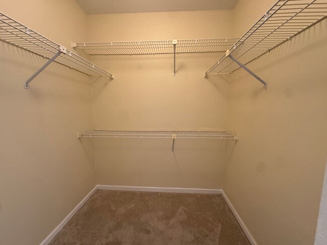 Building Photo - 921 Harbor House Dr