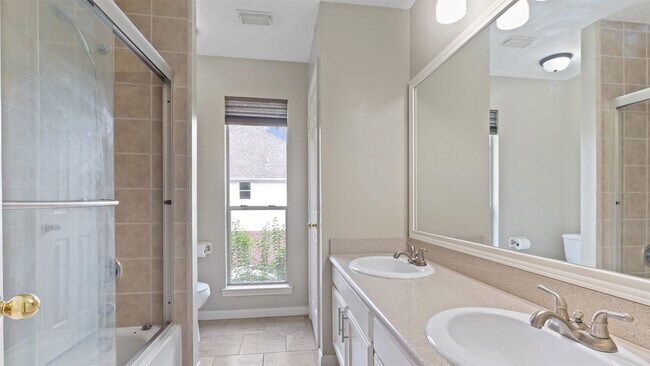 Building Photo - 16539 Battlecreek Dr