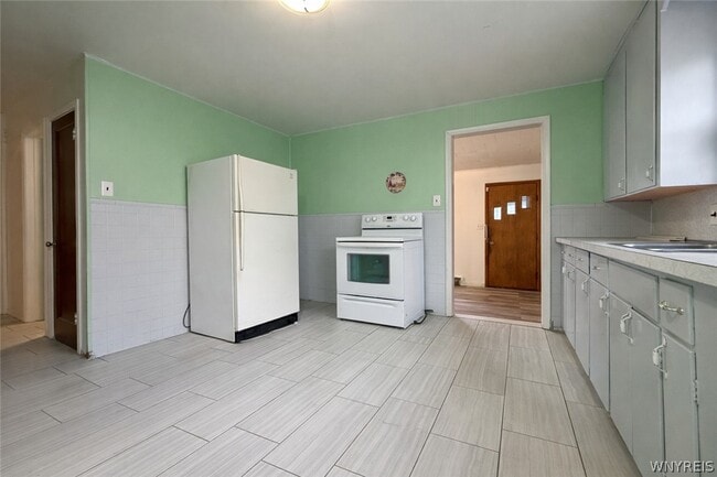 Building Photo - 3534 Ferry Ave