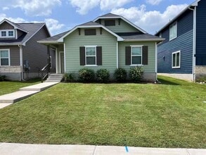 Building Photo - 340 Kenai Dr
