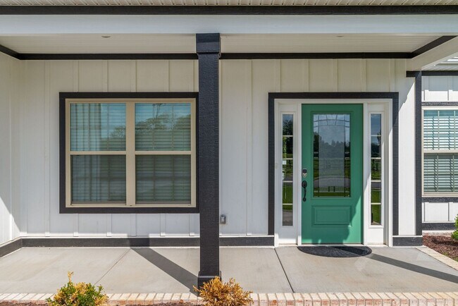 Building Photo - 207 Jesse Dr