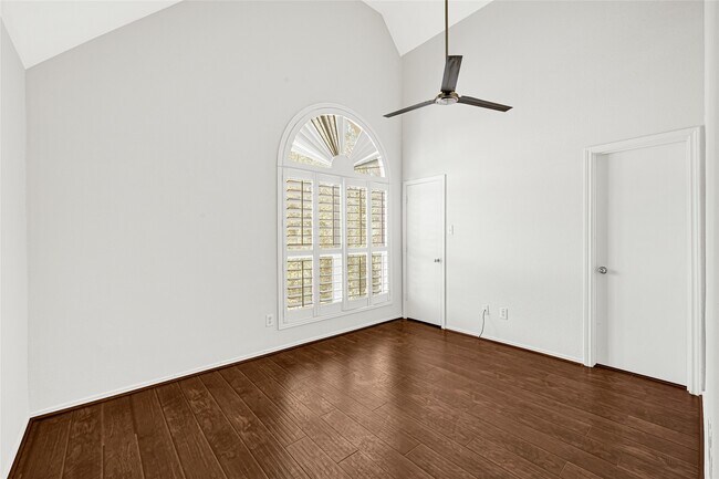 Building Photo - 1630 Trail Oaks Ct