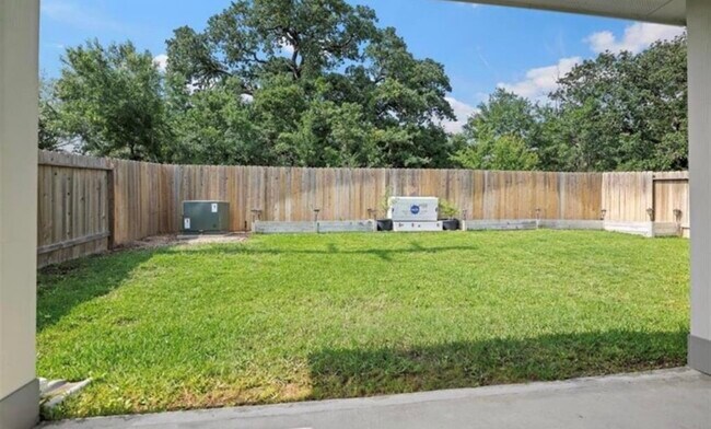 Building Photo - 31606 Heguy Pass