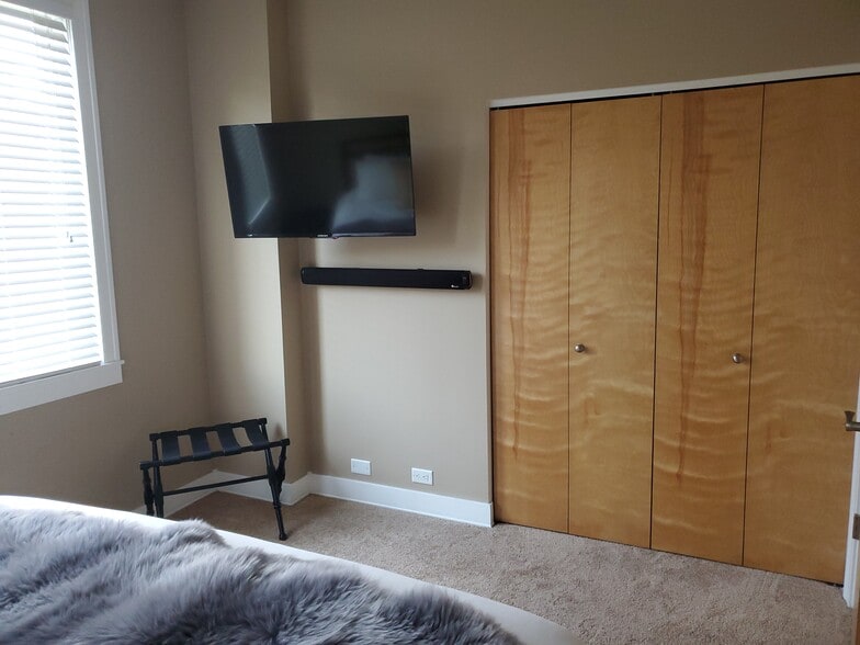 Main Bedroom - 1105 Mayberry Plaza