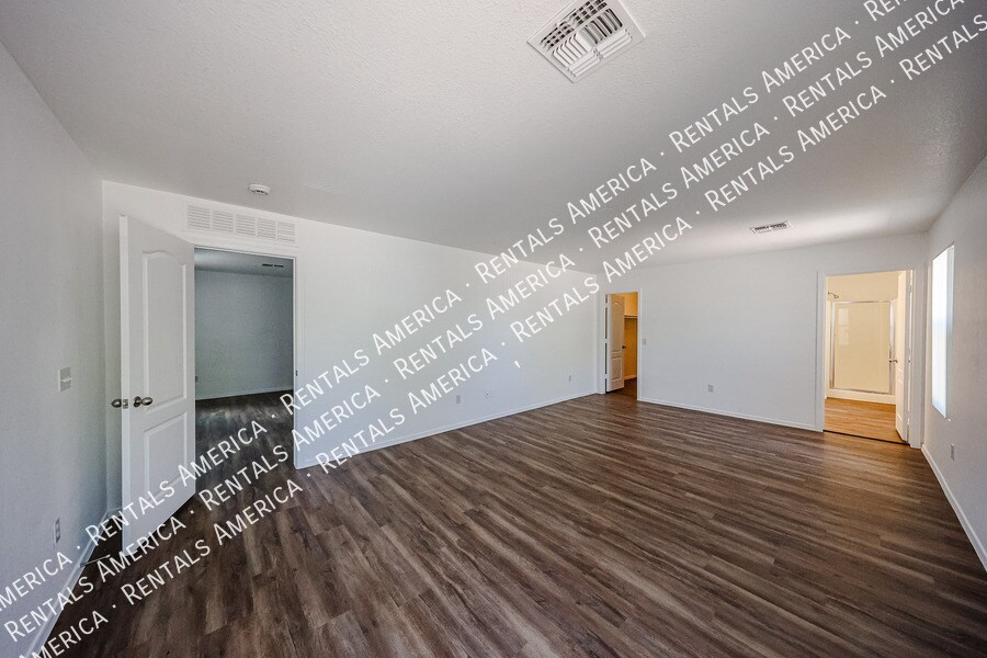 Building Photo - 9410 W Virginia Ave