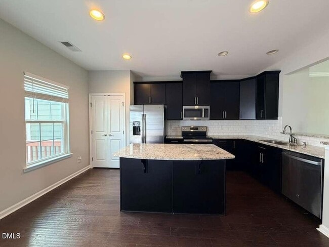 Building Photo - 112 Brier Summit Pl