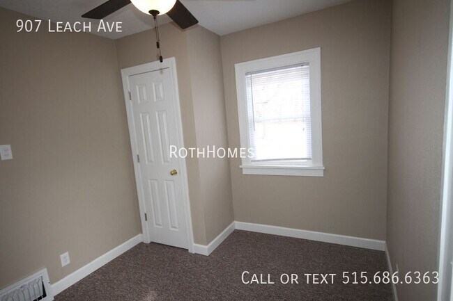 Building Photo - 907 Leach Ave