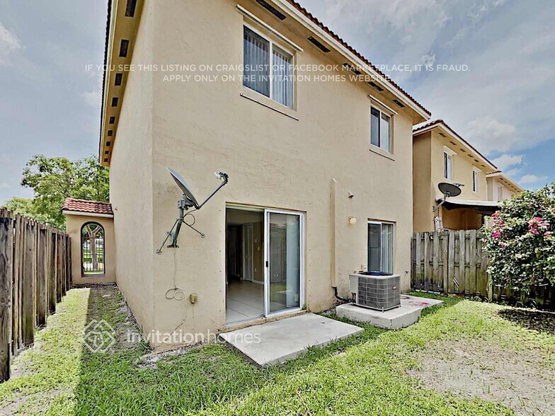 Building Photo - 5886 SW 162nd Path