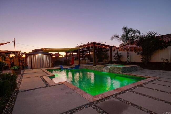 Building Photo - 1316 Vista Ave