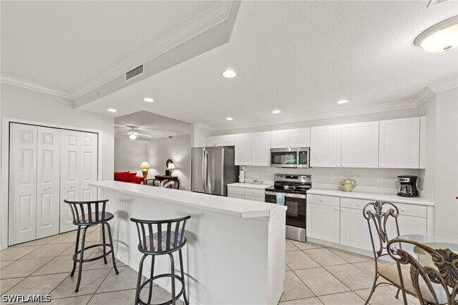 Building Photo - 28611 Carriage Home Dr