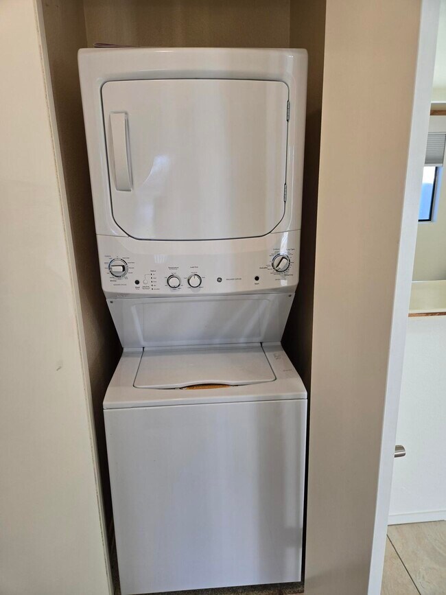 Building Photo - 28768 Taos Ct