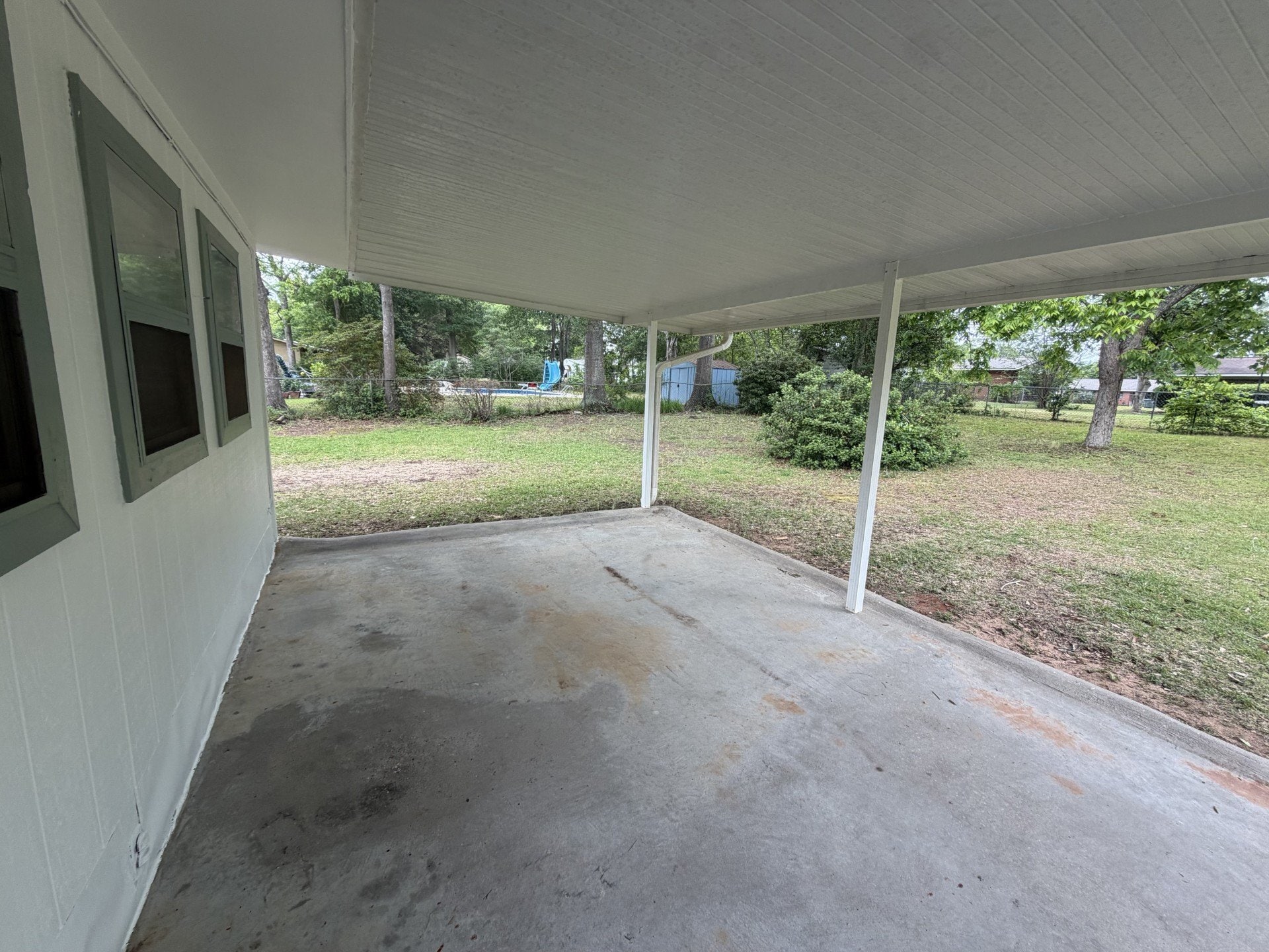 Building Photo - 215 Cardinal Ln