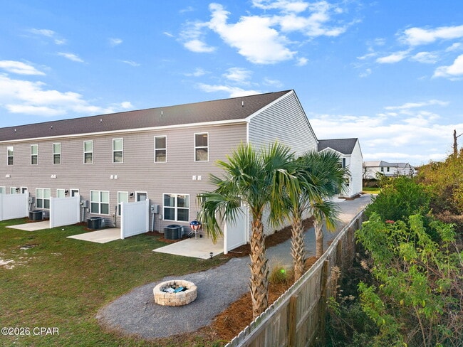 Building Photo - 5899 Tyndall Pl