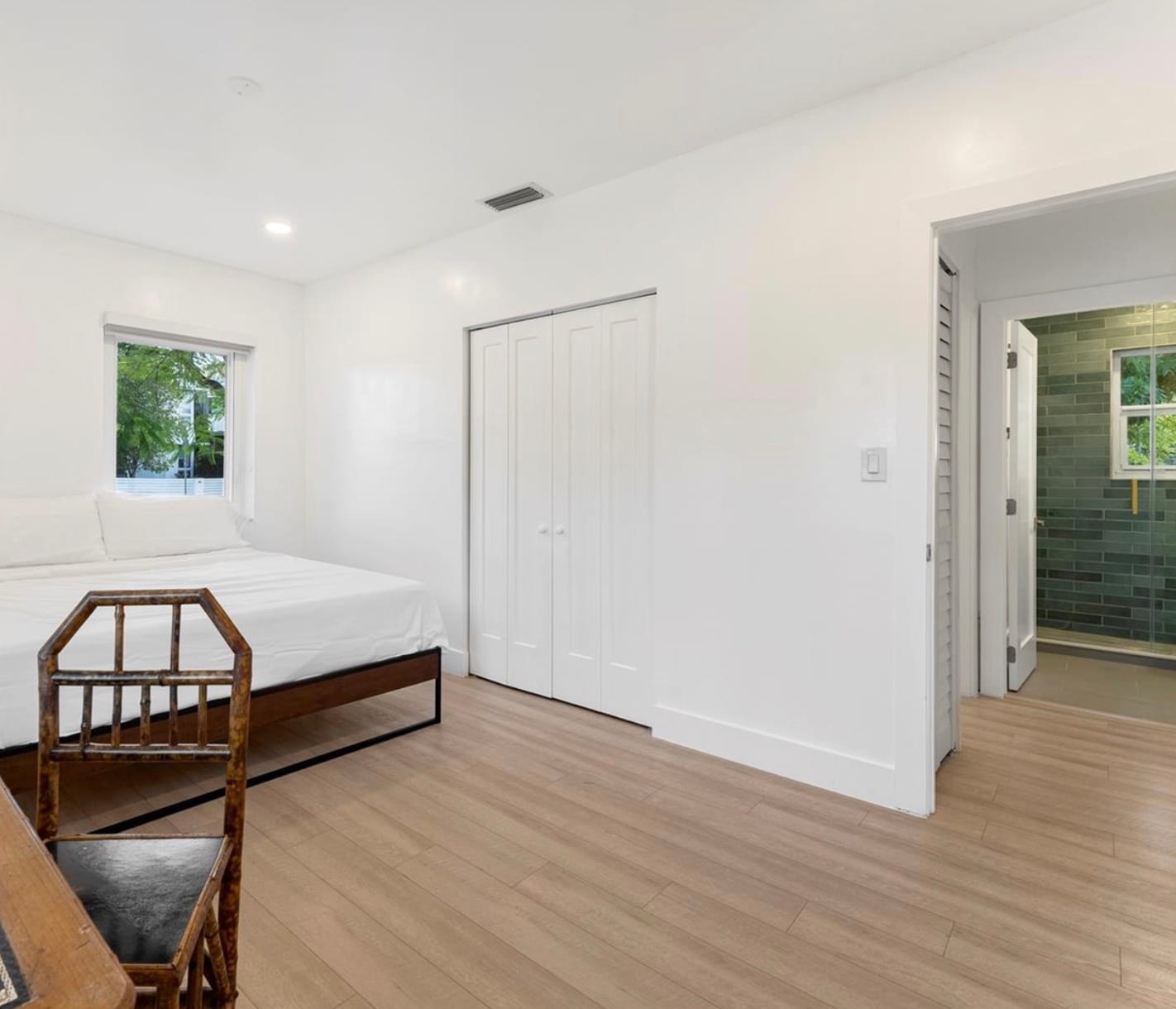 Building Photo - 810 NW 7th St