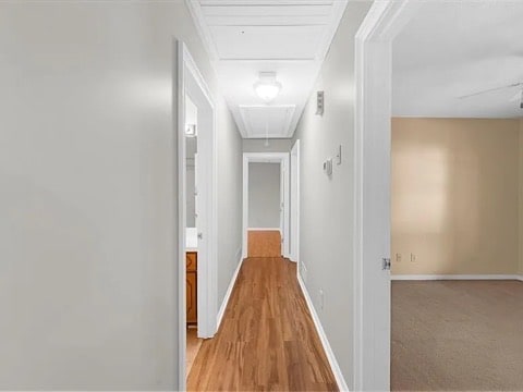 Building Photo - 5660 Mercedes Dr