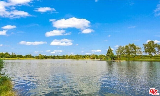 Building Photo - 6453 Montgomery Ave