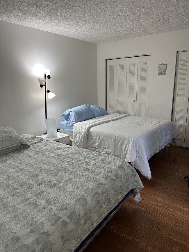 Building Photo - 13989 SW 94th Cir Ln