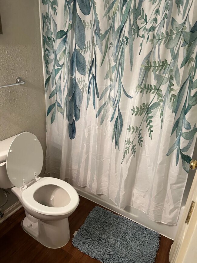 Building Photo - 2500 Houma Blvd