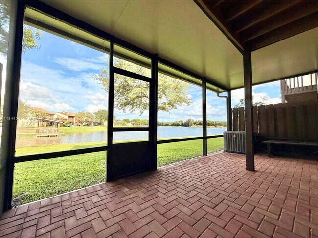 Building Photo - 4192 SW 87th Terrace
