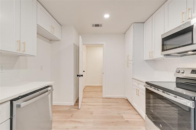 Building Photo - 1933 Garden Crest Ln