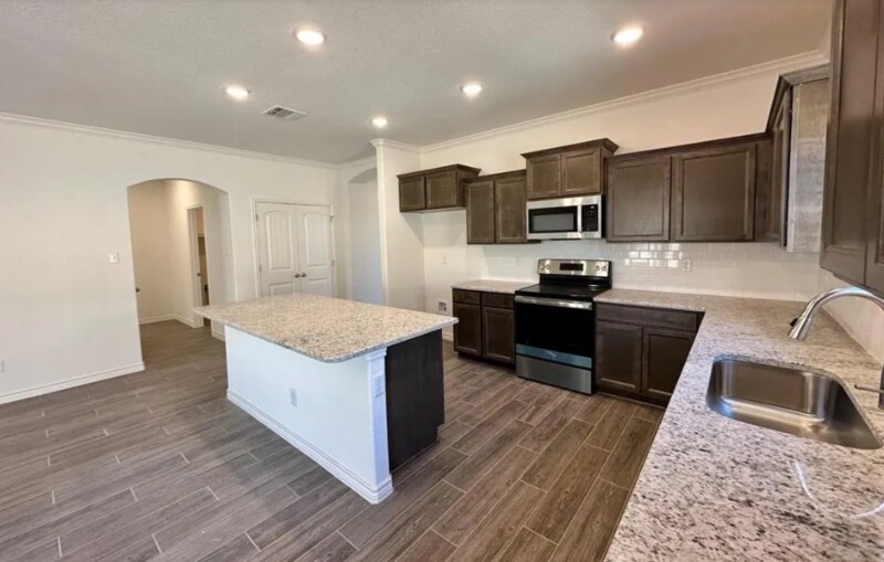 Building Photo - 2627 Cowgirl Trl