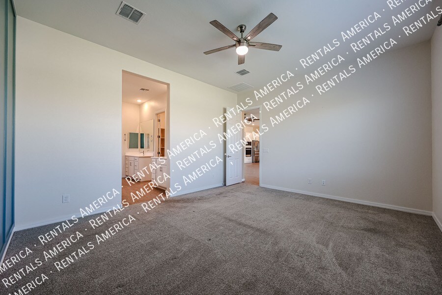 Building Photo - 44716 N 44th Ave