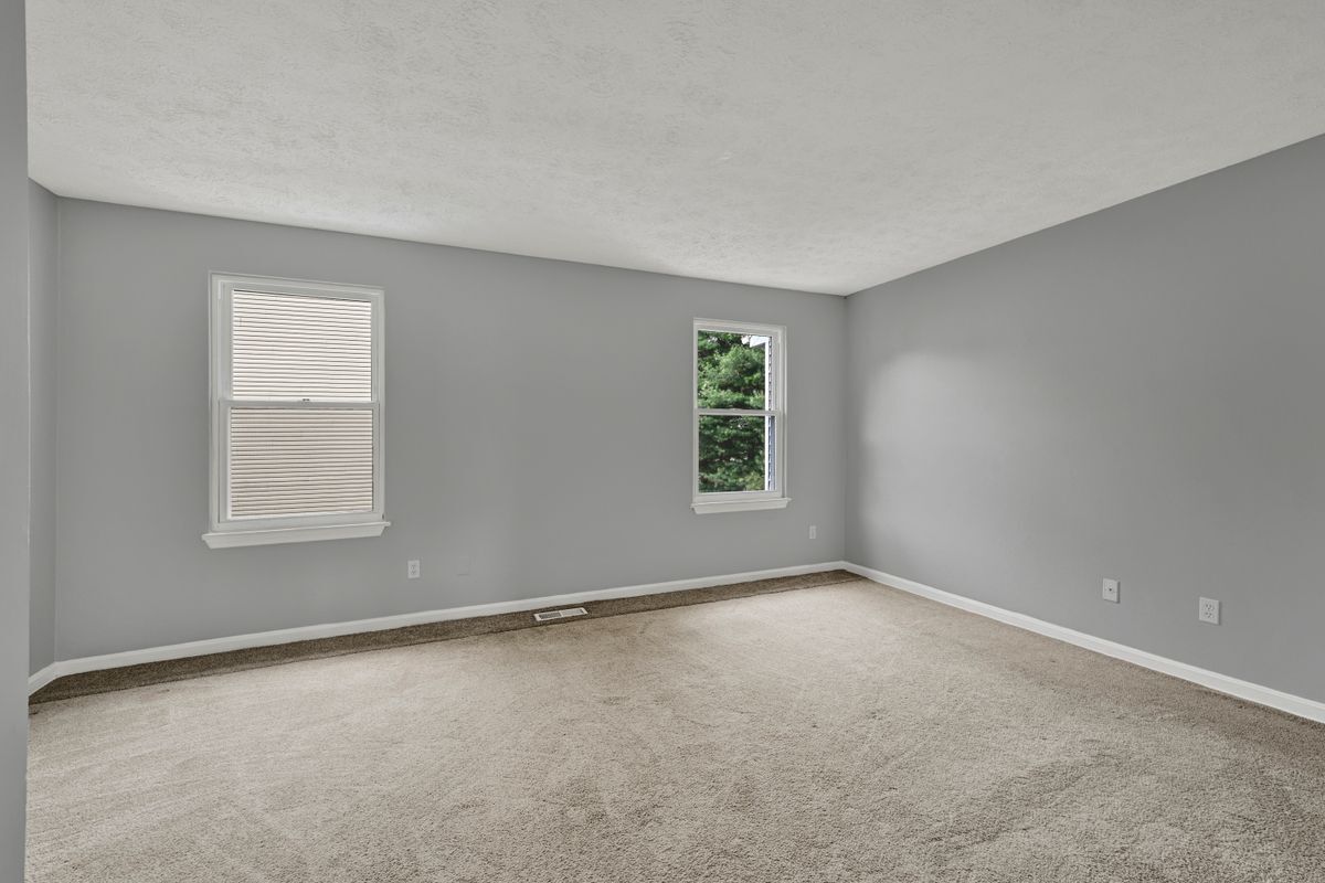 Building Photo - 504 Park Manor Cir