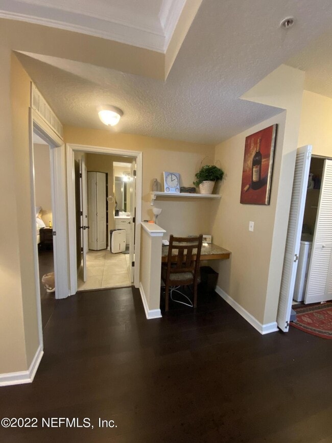 Building Photo - 10435 Mid Town Pkwy