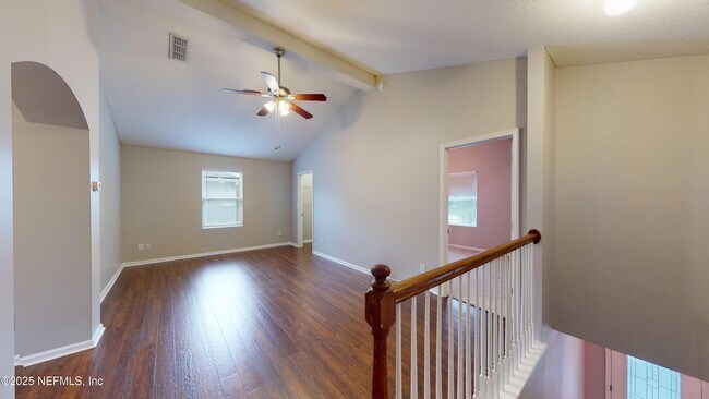 Building Photo - 105 N Aberdeenshire Dr