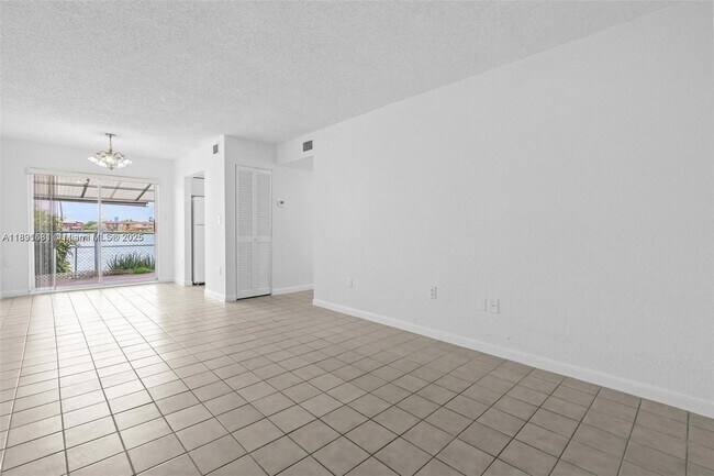 Building Photo - 5736 W 26th Ave