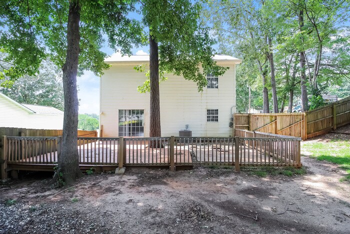 Building Photo - 112 W Celestial Dr
