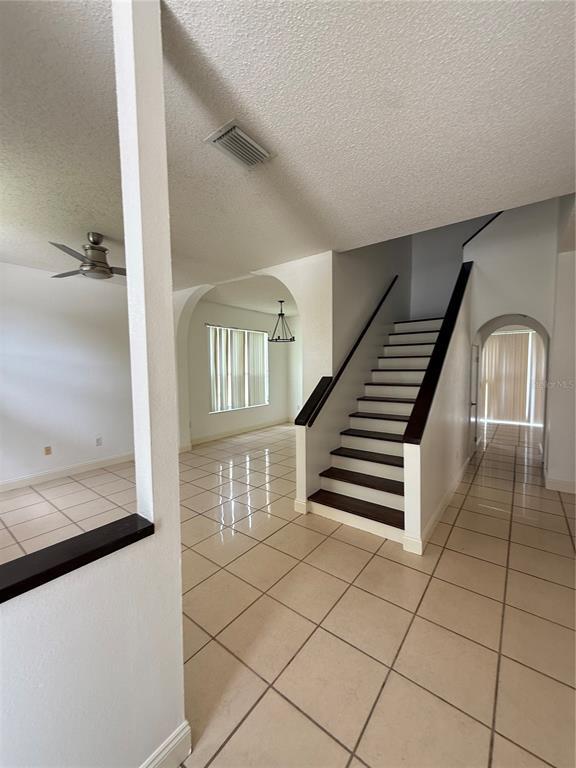 Building Photo - 27347 Coral Springs Dr