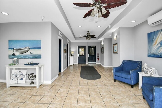 Building Photo - 793 Davis Rd