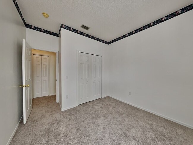 Building Photo - 3233 Kings Ridge Terrace