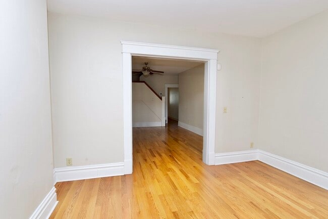 Building Photo - 1080 Mt Pleasant Ave