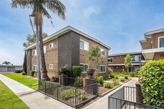 Building Photo - Beach West Apartments