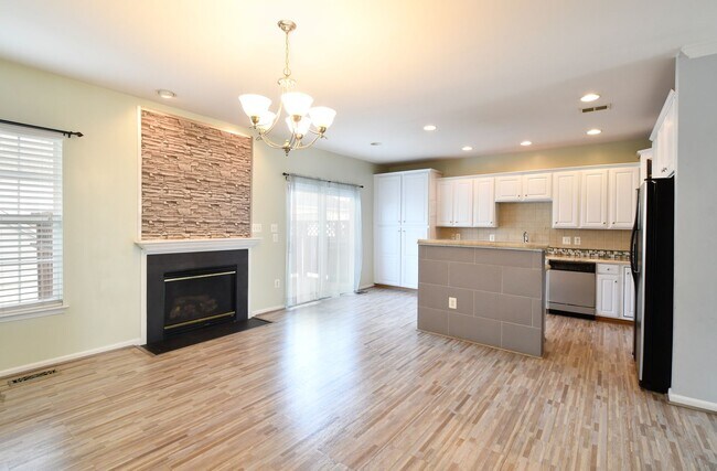 Building Photo - Idlewild Townhome for Rent