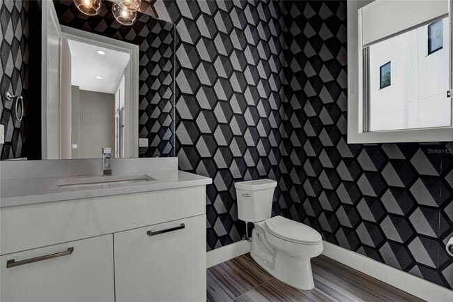 Building Photo - 1802 Mondrian Cir