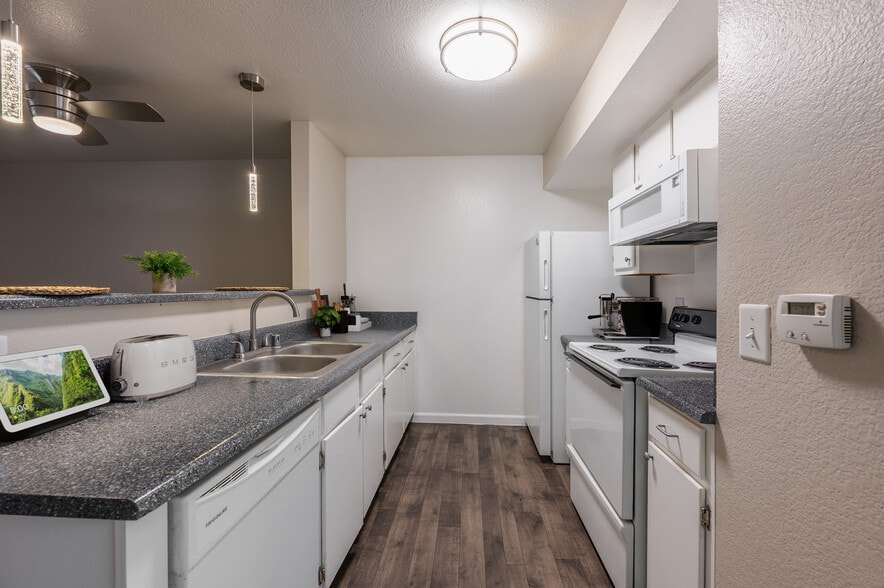 Primary Photo - Fremont Villas