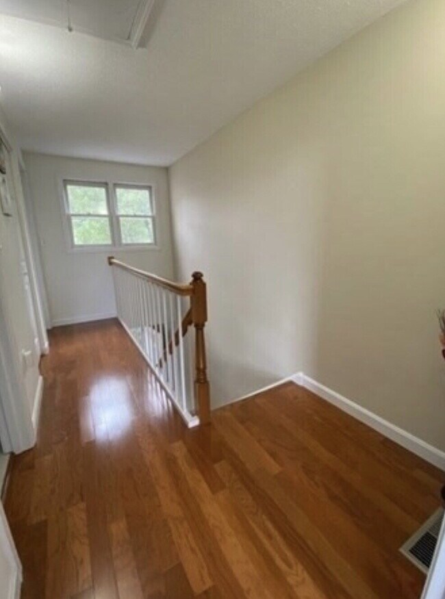 Building Photo - 10 Merganser Way